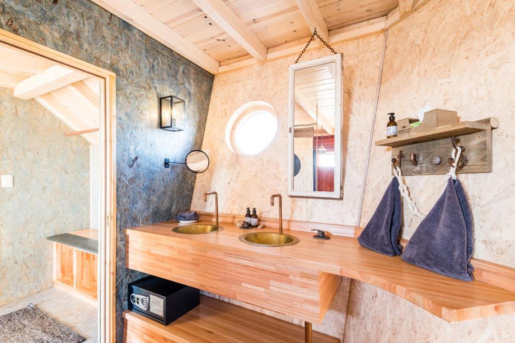 Shipwreck Lodge Mowebaai Ngoại thất bức ảnh